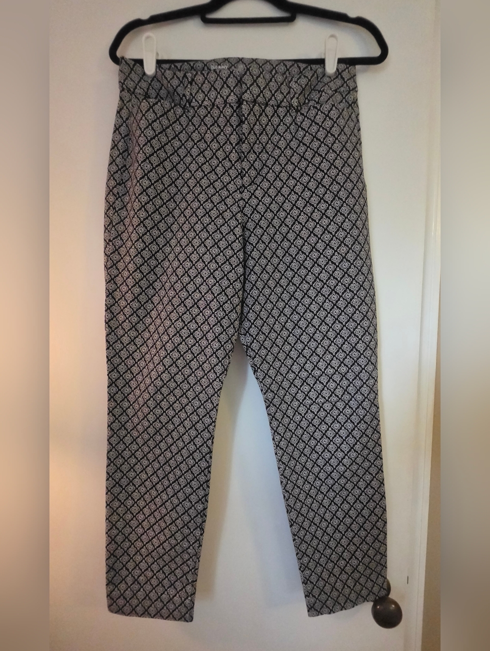 Old Navy Black & White Pixie Highrise Patterned Women's Ankle Pants